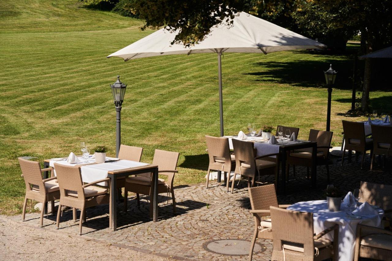 Gaestehaus Am Wasserschloss & Restaurant Wasserschloss Inzlingen ภายนอก รูปภาพ